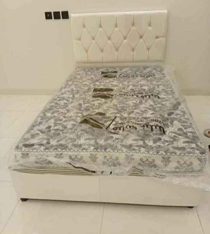 Jeddah, Furniture, SAR 300,  Queen Size Bed With Mattress Available In Jeddah With Low Prices And Best Quality