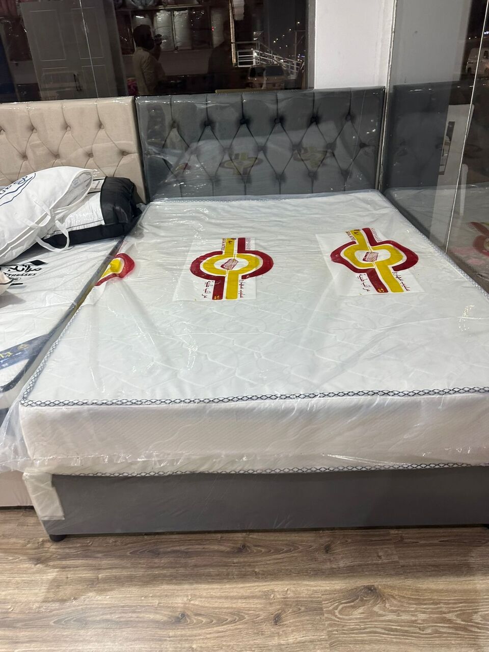 Jeddah, Furniture, SAR 300,  Queen Size Bed With Mattress Available In Jeddah With Low Prices And Best Quality