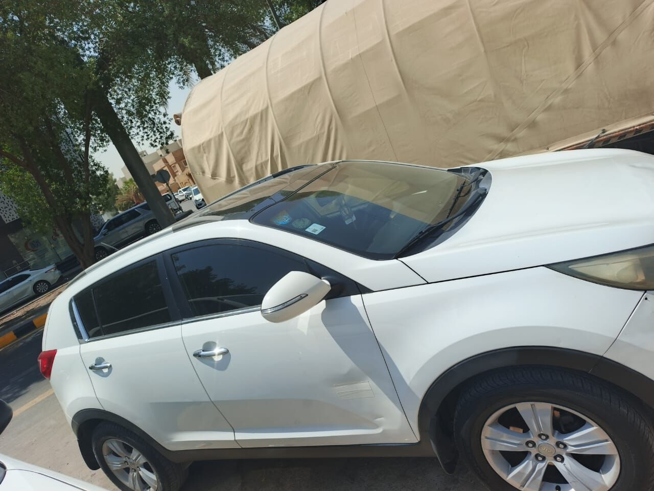 Al Malaz, Vehicles, Cars & Trucks , SAR 17500,  Kia Sportage,  2011,  Automatic,  431000 KM,    Full Option - 2.0L - URGENT SALE