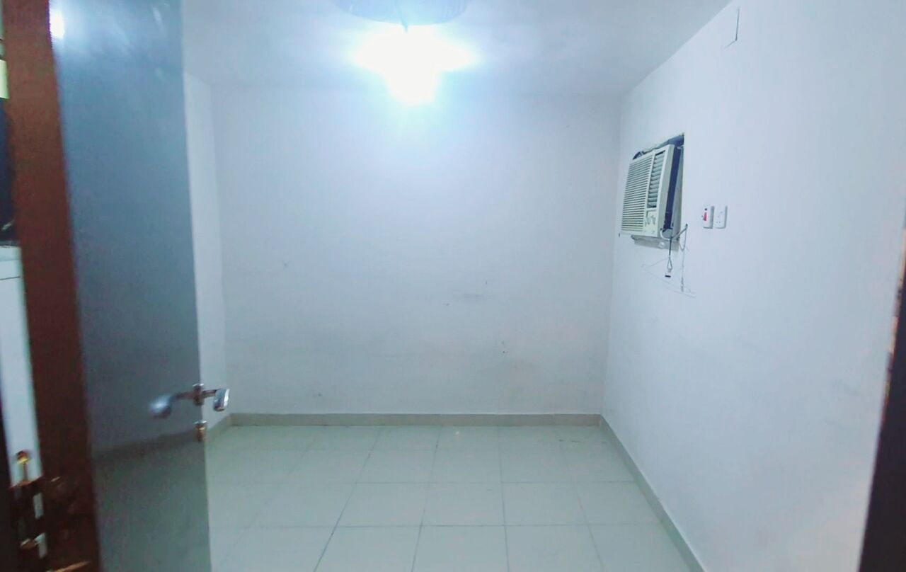 Riyadh, Rooms for Rent, SAR 36/month,  Room For Rent Available