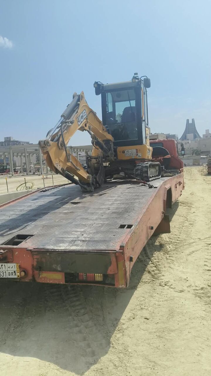 Jubail, Logistics, Flatbed Recovery & Heavy Equipment Transport - 24/7 United Roads Transport Est.