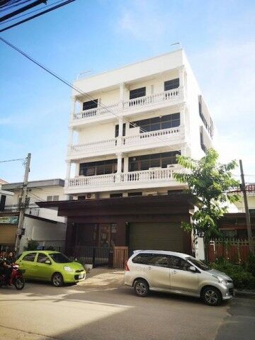 Bangkok, Villas, THB 90000,  0 Sq. Feet,  HR 10471 ให้เช่าอาคาร 4.5 ชั้นพร้อมลิฟต์ขนสิ