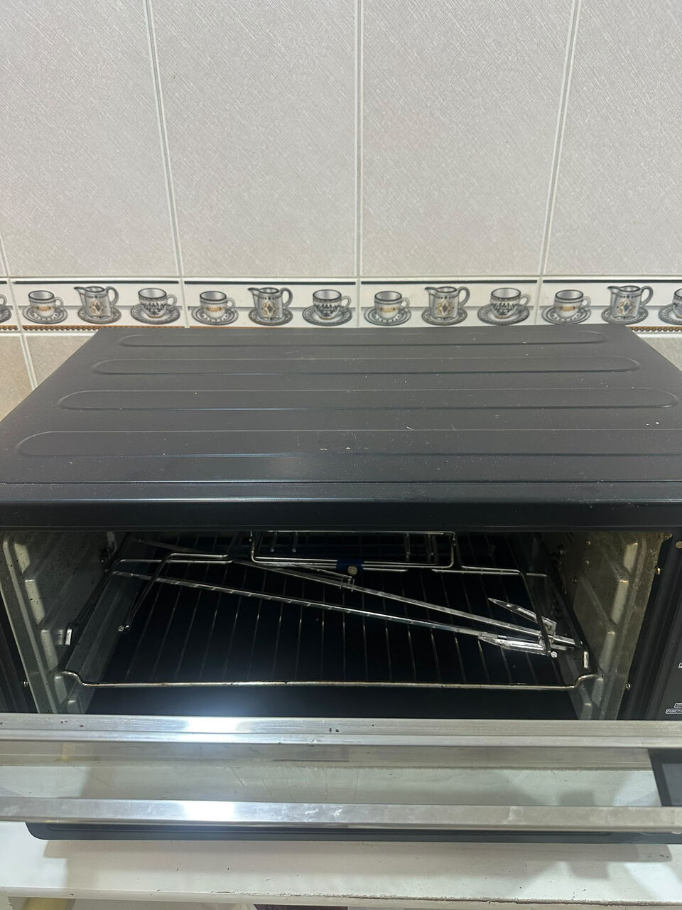 Sanad, Appliances, BHD 17,  Electrical Oven 100 Liters  2200 Watts