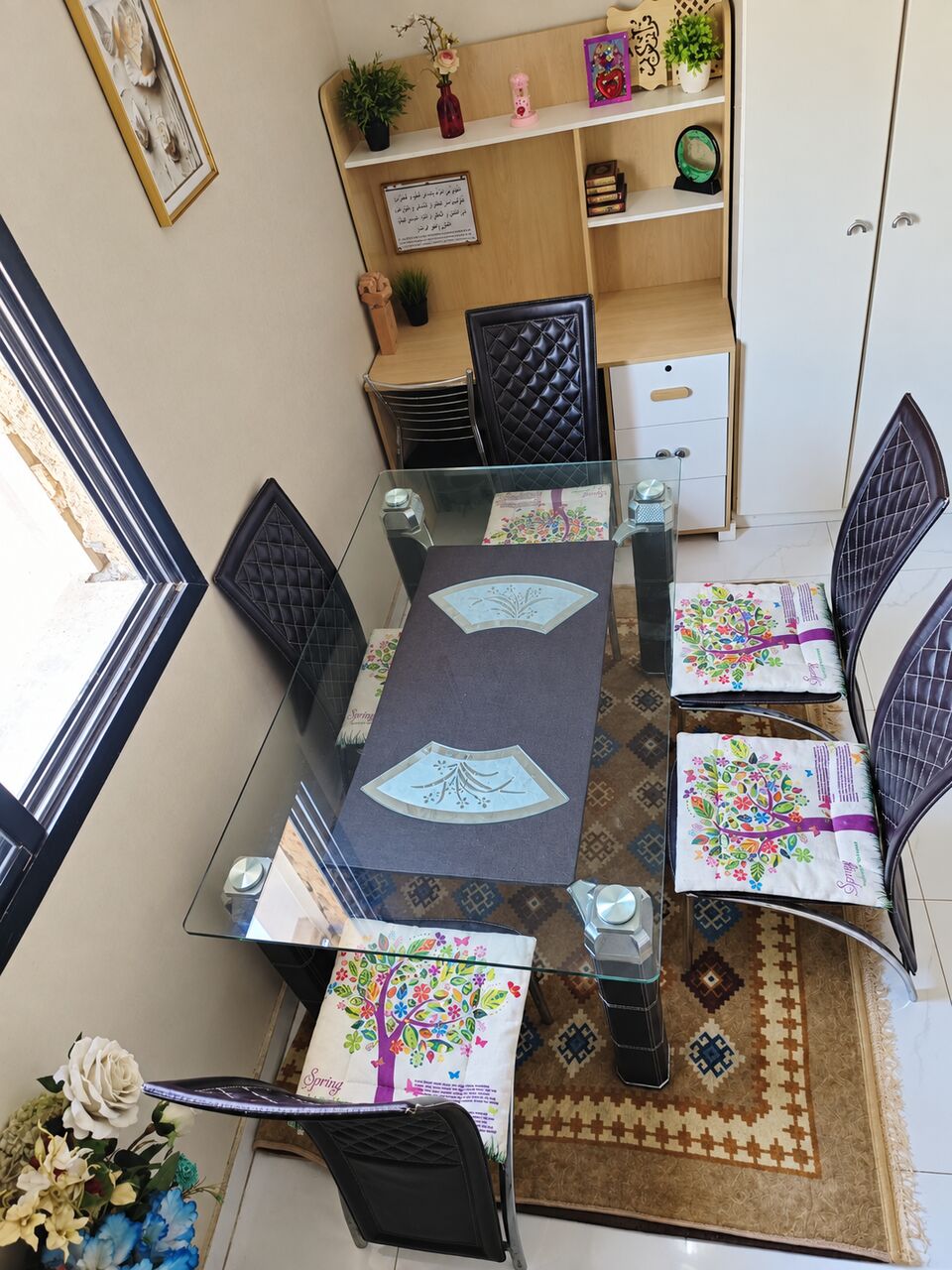 Jeddah, Furniture, SAR 350,  Dining Table With 5 Leather Chairs