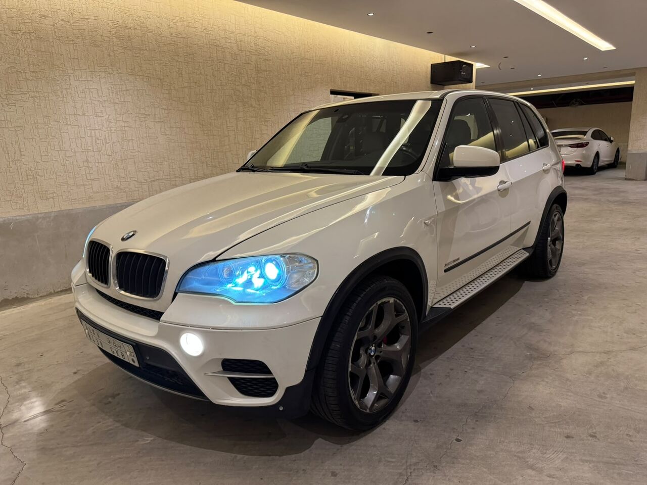 Jeddah, Vehicles, Cars & Trucks , SAR 24000,  Bmw X5,  2012,  Automatic,  292000 KM,   Six Cylinders