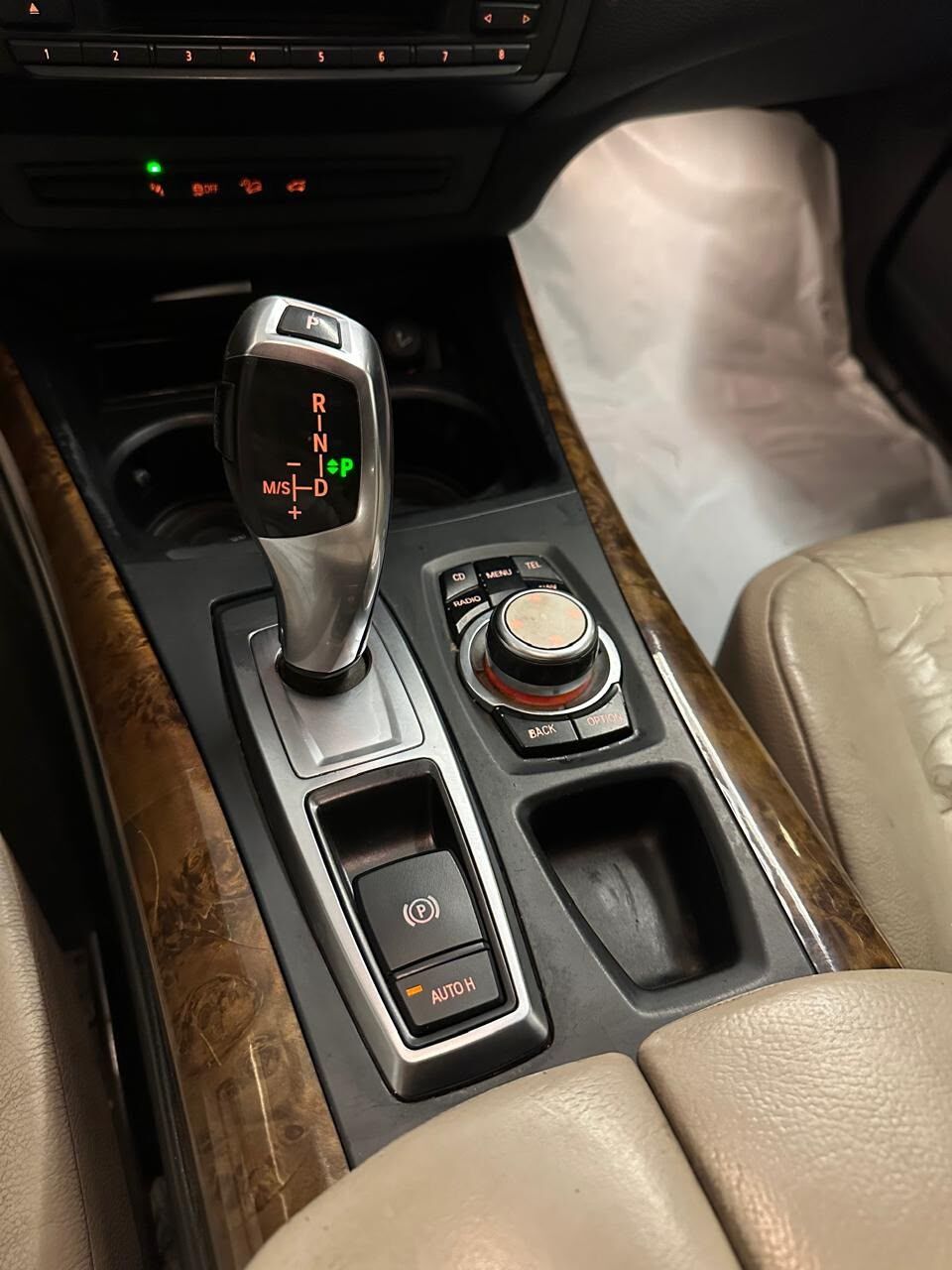 Jeddah, Vehicles, Cars & Trucks , SAR 24000,  Bmw X5,  2012,  Automatic,  292000 KM,   Six Cylinders