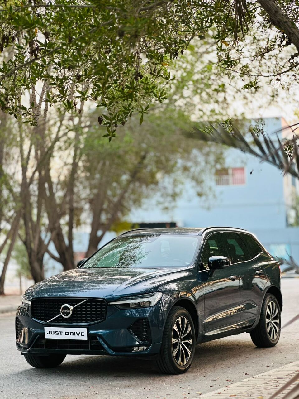 Segaya, Vehicles, Cars & Trucks , BHD 10950,  Volvo XC60,  2023,  Automatic,  35000 KM,   B5  MODEL FULLY LOADED WITH FULL COVER INSURANCE CALL OR WHATSAPP  35400768