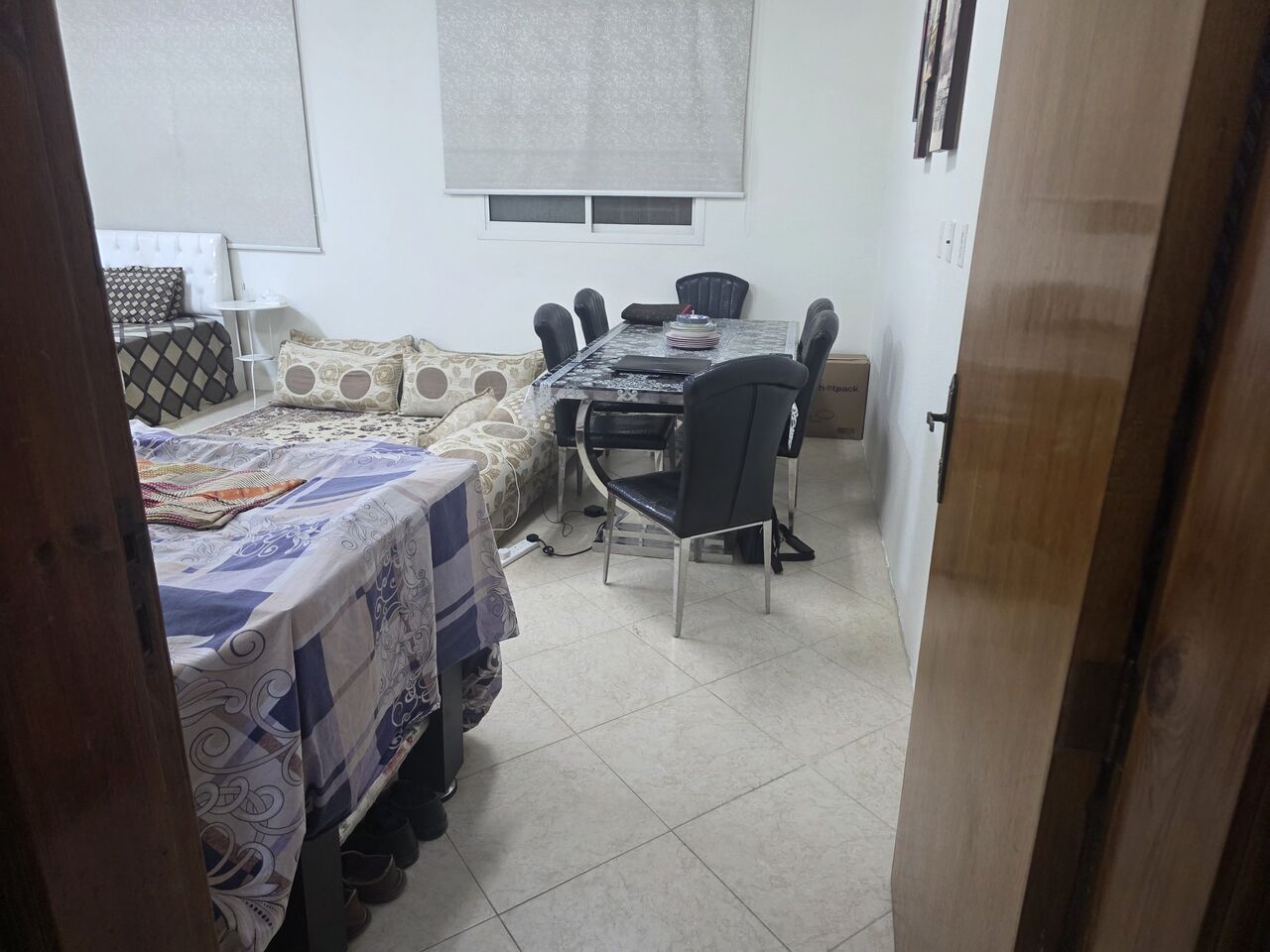 Al Jubail Al Balad, Housing Exchanges, SAR 1200/month,  1 BR,  Fully Furnished Room For Executive Bachelor (Only For Muslims)