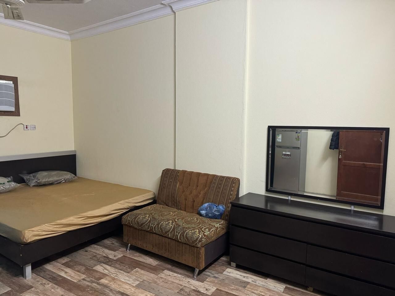 Al Wizarat, Rooms for Rent, SAR 1700/month,  Furnished Single Room Available For A Executive Bachelor