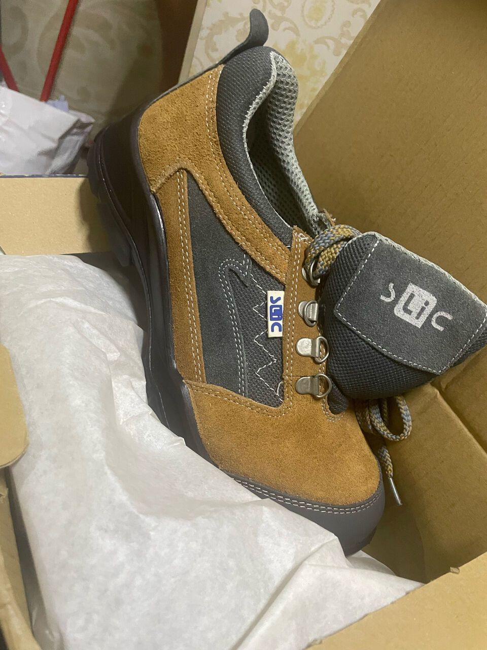 Dammam, Industrial Machinery, SAR 100,  Safety Shoe / 100Sr