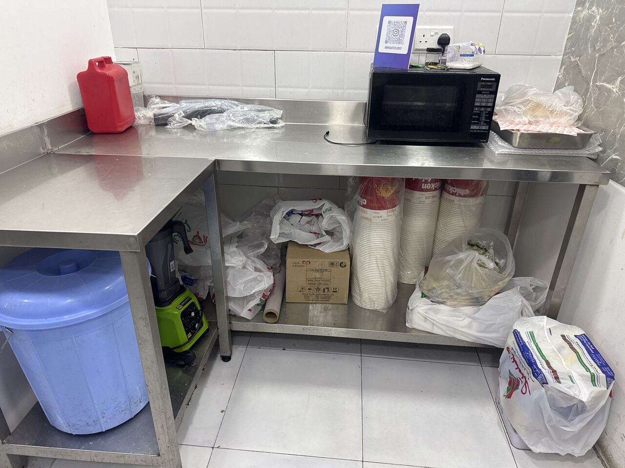 Manama, Food, BHD 15000,  Running Broasted Shop For Sale.