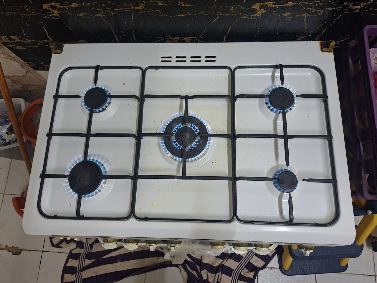 Khobar, Household Items, SAR 350,  GLEM GAS Gas Stove 5 Burners With Oven