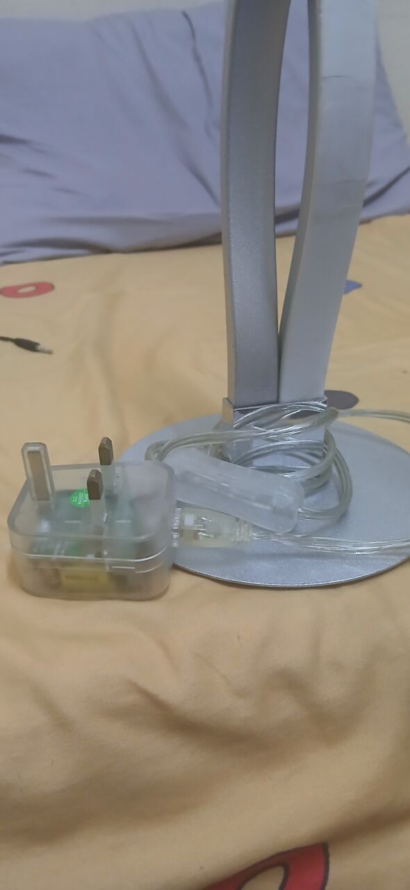 Dammam, Household Items, SAR 40,  Good Win Table Lamp