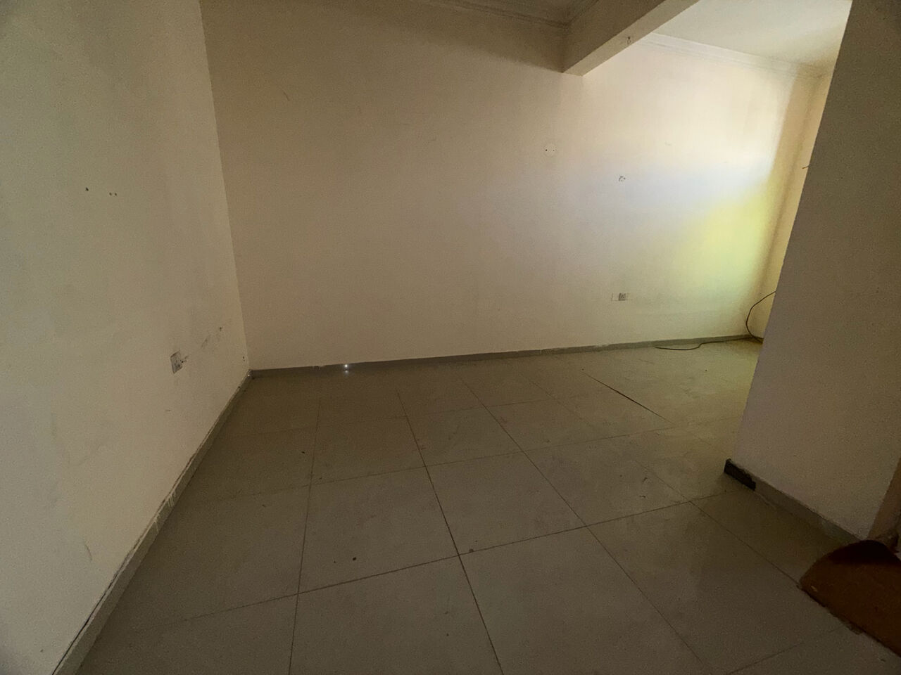 Salmaniya, Apartments, Flats, Houses & Villas, BHD 150/month,  Furnished,  2 BR,  2 Bedroom Flat For Rent Withot Ewa
