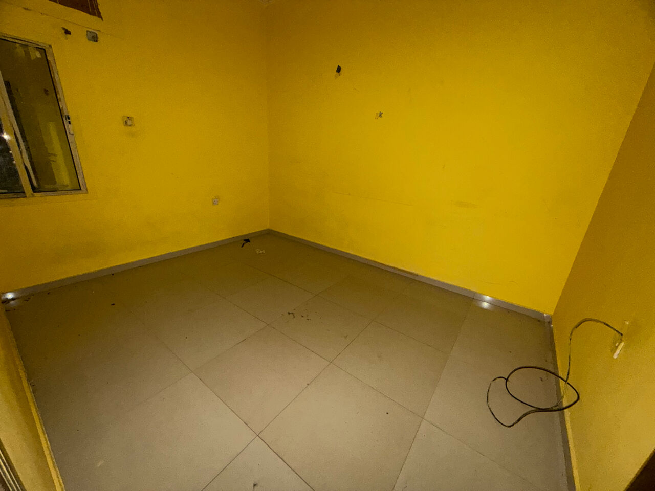 Salmaniya, Apartments, Flats, Houses & Villas, BHD 150/month,  Furnished,  2 BR,  2 Bedroom Flat For Rent Withot Ewa