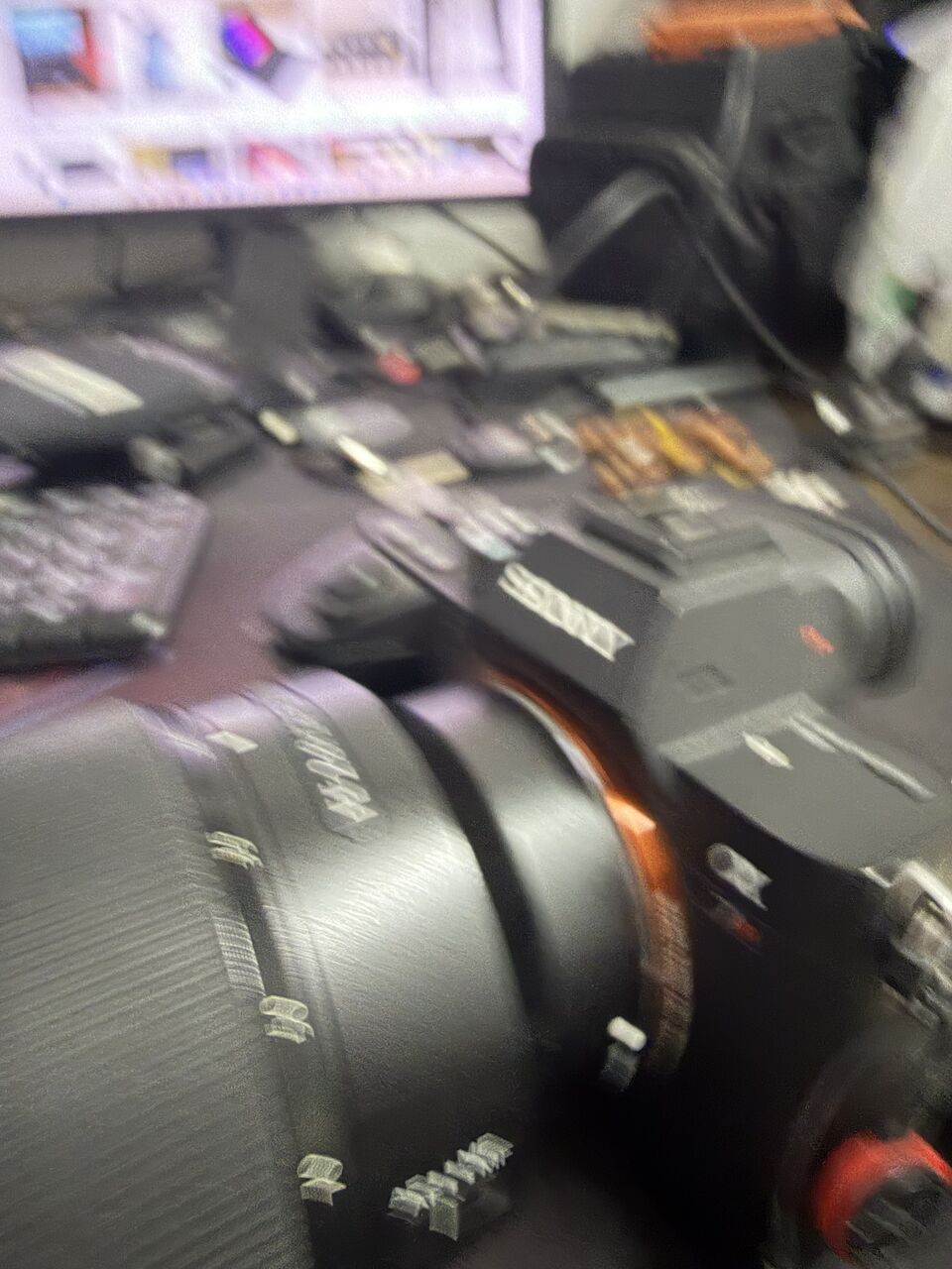 Al Malaz, Electronics, SAR 6000,  Sony A7 R3 24-70 2.8 Mm G Lens
