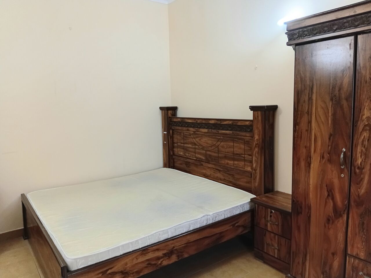 Adliya, Apartments, Flats, Houses & Villas, BHD 290/month,  Furnished,  2 BR,  Fully-furnished | Adliya | Car Park | Security | BD60 EWA Limit