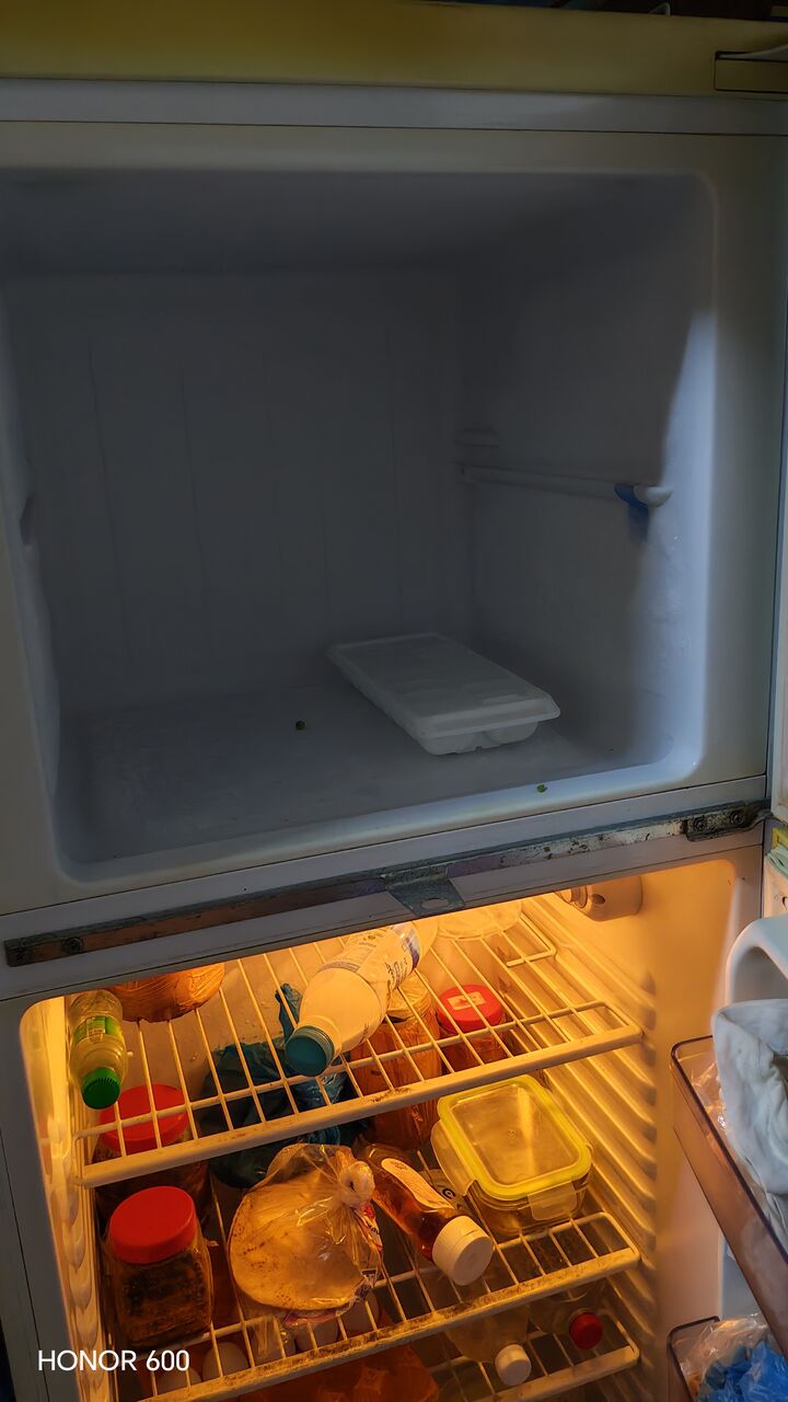 Dammam, Appliances, SAR 450,  Refrigerator Double Door 314 Liter