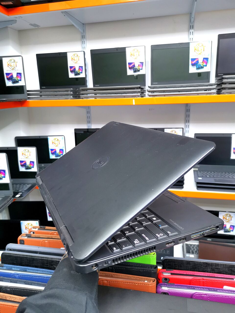 Manama, Computers, BHD 45,  Dell Latitude I5 Business Laptop 45bd