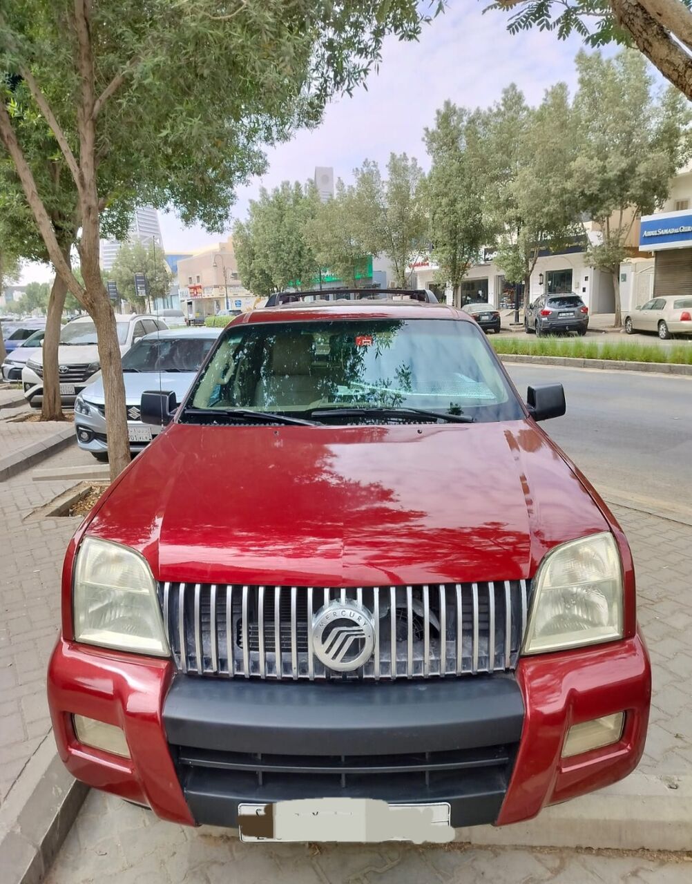 Riyadh, Vehicles, Cars & Trucks , SAR 14,  Mercury Mountaineer V6-midsize Premium SUV,  2009,  Automatic,  200000 KM,  SUV- 7 Seating Three Rows, V6 Powerful Engine,All-Wheel Drive,