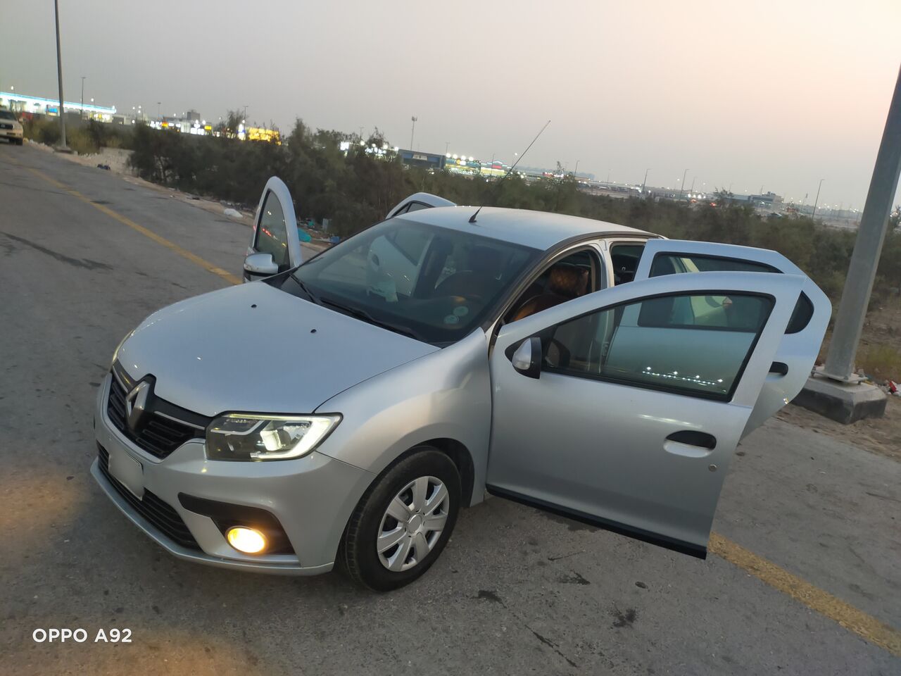 Dammam, Vehicles, Cars & Trucks , SAR 18000,  Renault Symbol,  2020,  Automatic,  150000 KM,