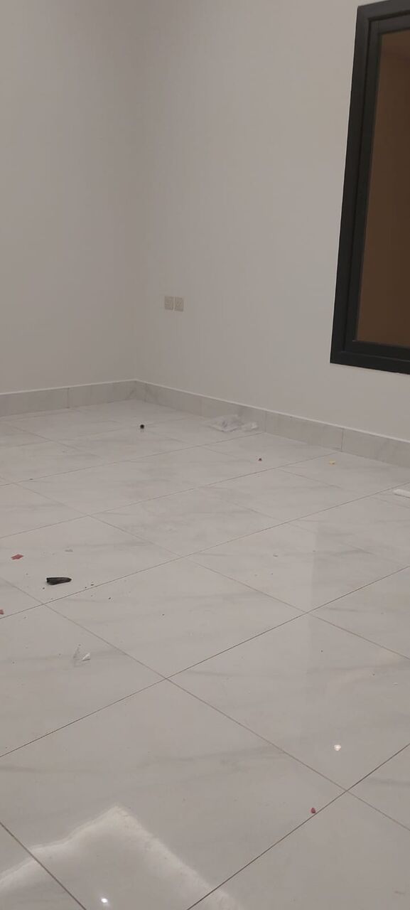 Al Rawdah, Apartments, Flats, Houses & Villas, SAR 45000/year,  4 BR,  Family Apartment With 3 Beadroom With  2master 2 Hall And Open Gallery Taris Big Size