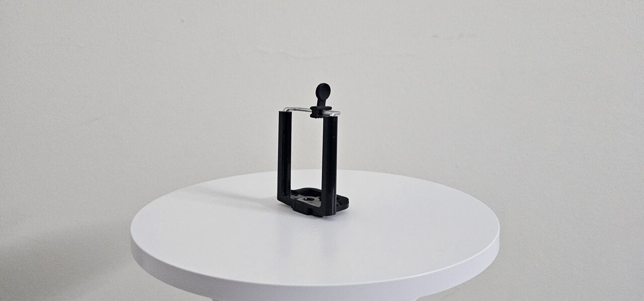 Segaya, Mobile Phones, BHD 1,  Mobile Holders Stands