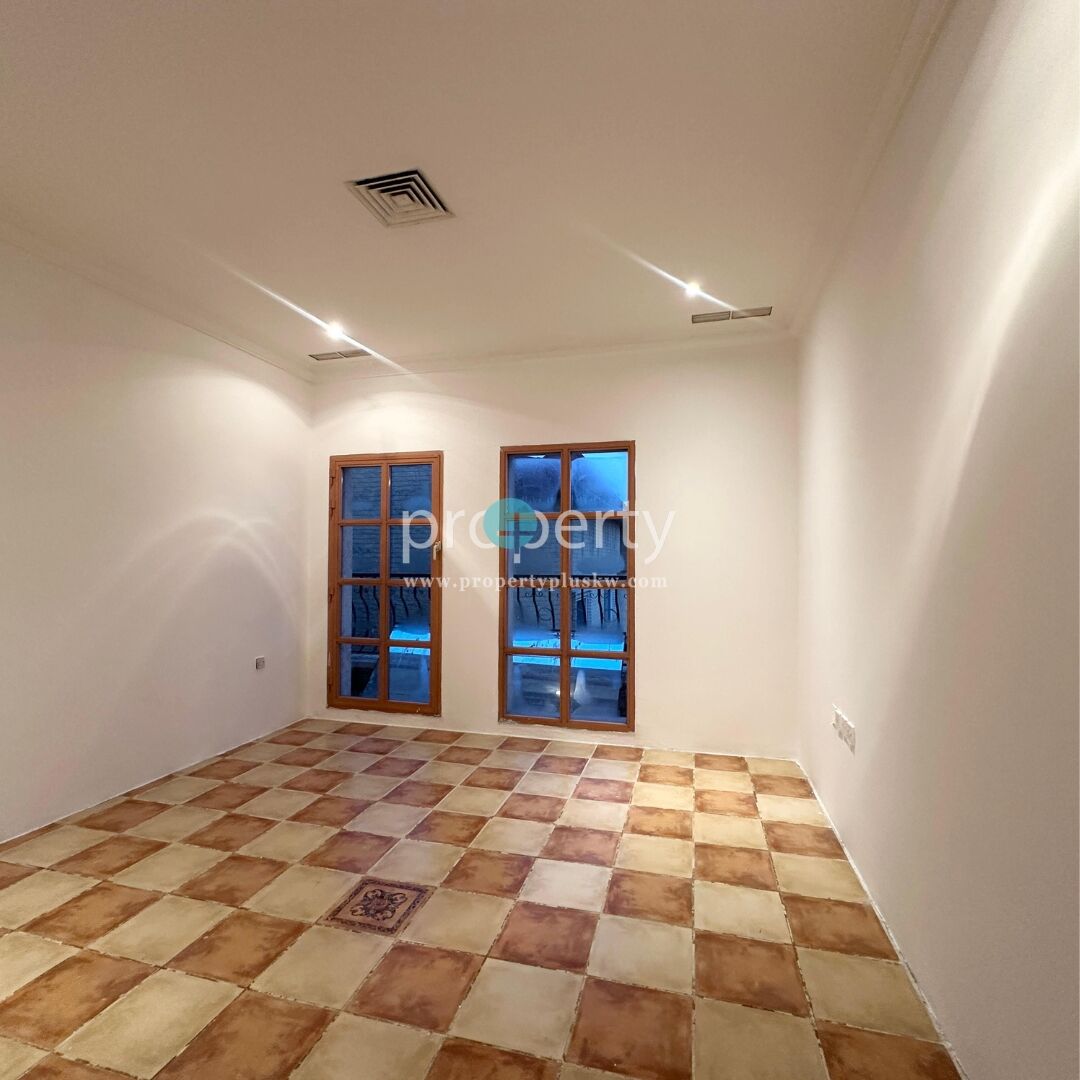 Salwa, Apartments, Flats, Houses & Villas, KWD 800/month,  3 BR,  3 Bedroom Apartment With Balcony For Rent In Salwa ,next To BSK