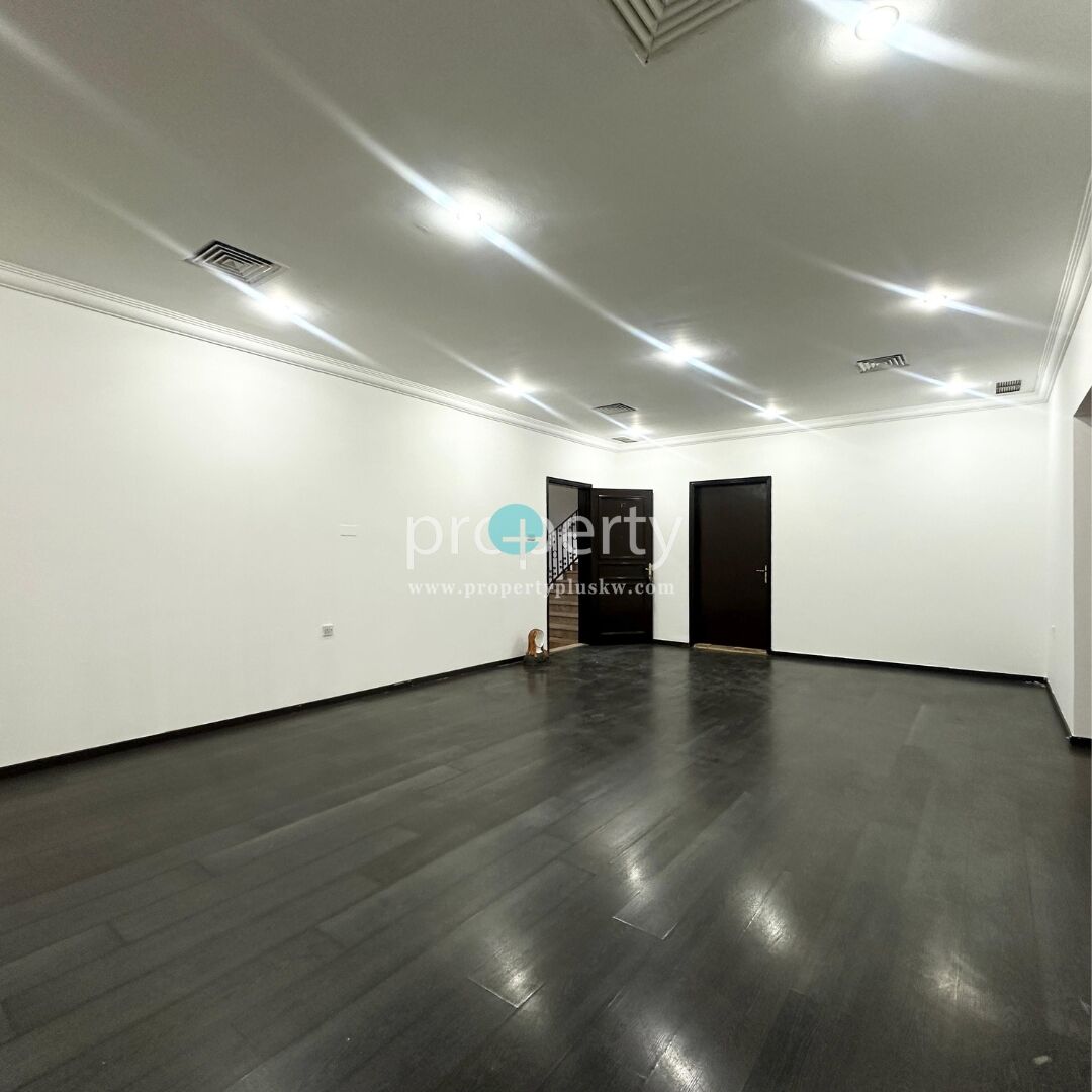 Salwa, Apartments, Flats, Houses & Villas, KWD 800/month,  3 BR,  3 Bedroom Apartment With Balcony For Rent In Salwa ,next To BSK