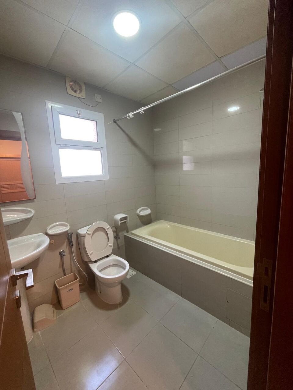 Adliya, Apartments, Flats, Houses & Villas, BHD 300/month,  1 BR,  1 Bedroom Fully Furnished With Ewa