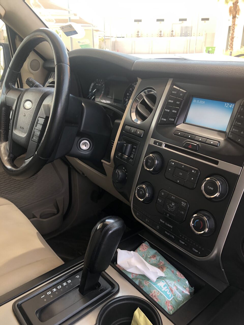 Khobar, Vehicles, Cars & Trucks , SAR 50,  Ford Expediition 2015,  2015,  Automatic,  208000 KM,  Ford Expedition  EcoBoost &ndash; Well Maintained And In Good Condition With 4 Wheel Drive
