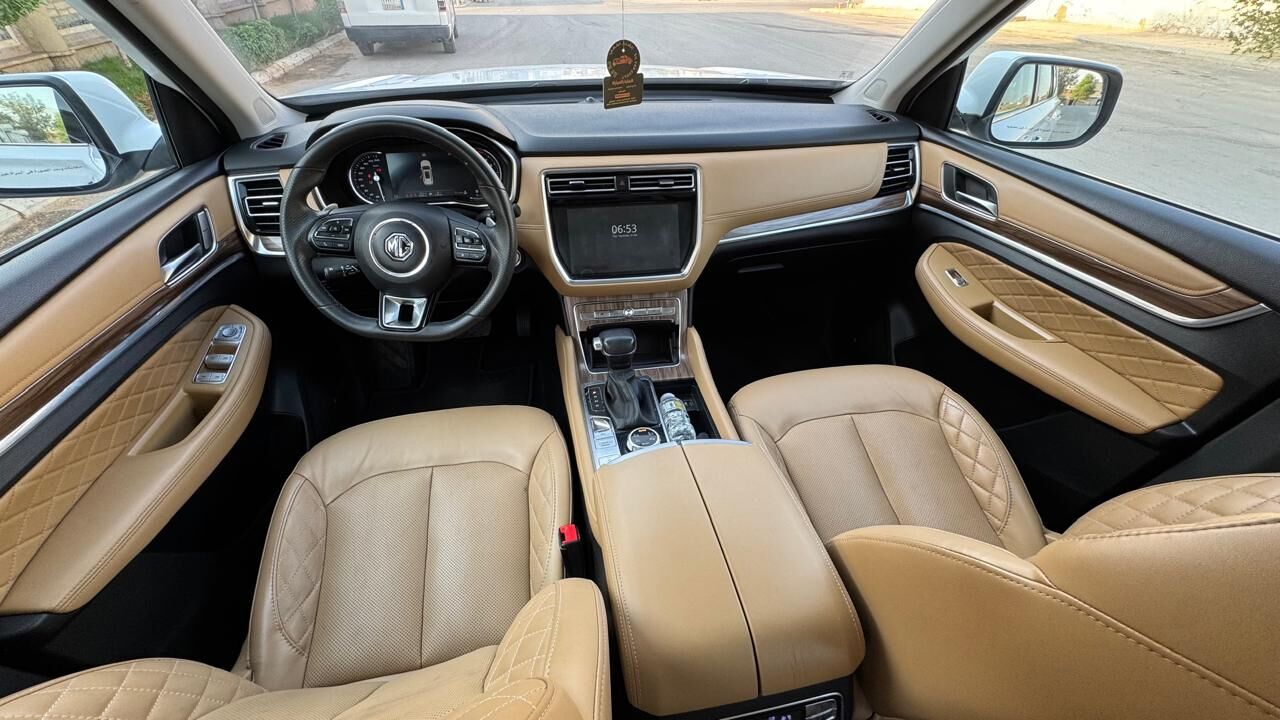 Riyadh, Vehicles, Cars & Trucks , MG RX8,  2023,  Automatic,  58000 KM,  7 Seater 4WD 30T FULL OPTION 100 % ORIGINAL A