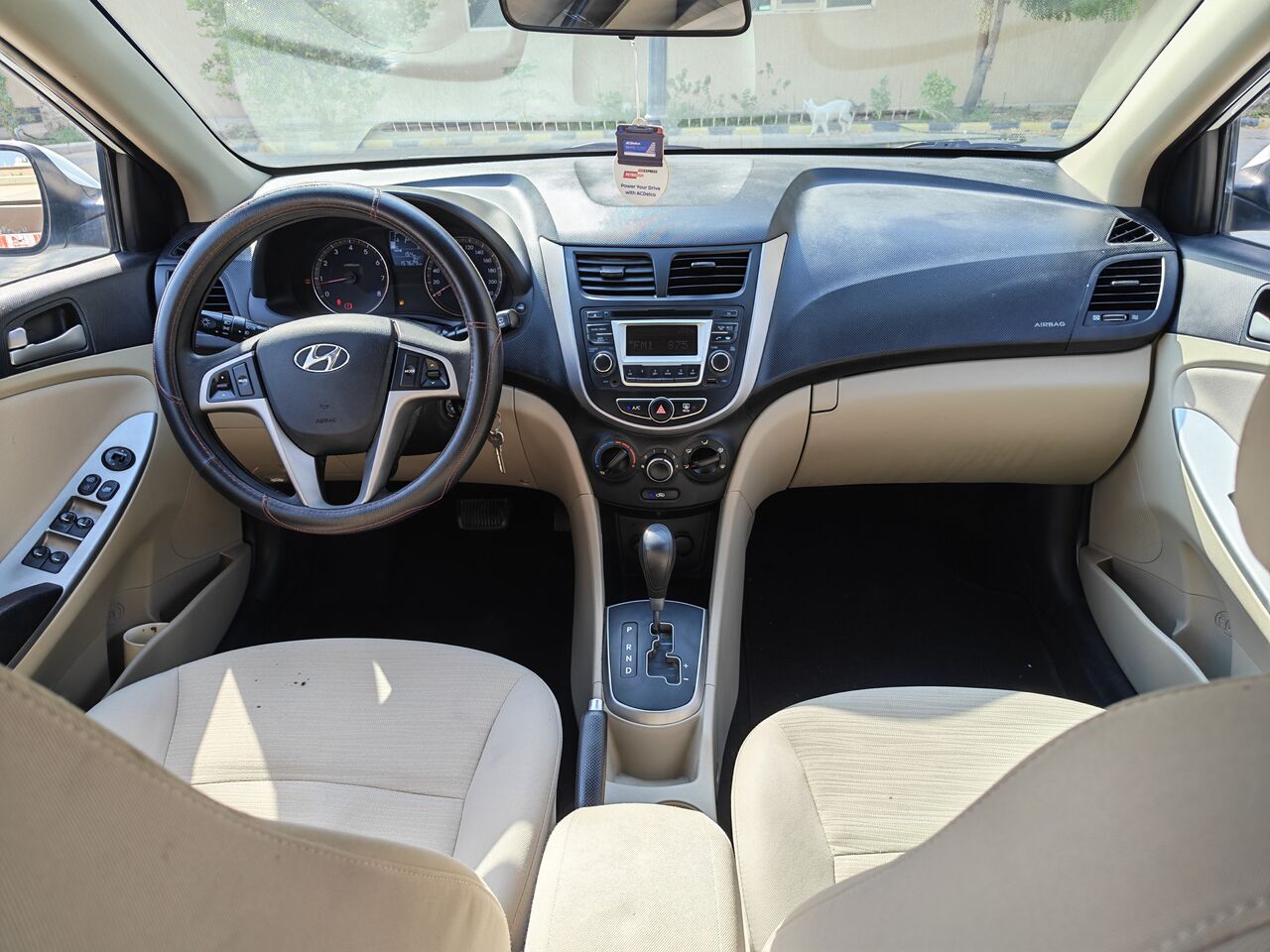 Dammam, Vehicles, Cars & Trucks , SAR 28000,  Hyundai Accent,  2018,  Automatic,  157000 KM,  28000 S.R  ,  Transmission, White Color