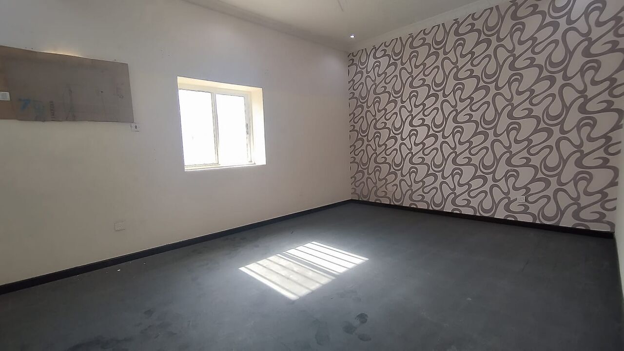 Bani Jamra, Apartments, Flats, Houses & Villas, BHD 130/year,  3 BR,  Bani Jamrah:- 3Bhk Spacious Unfurnished Flat On Rent..