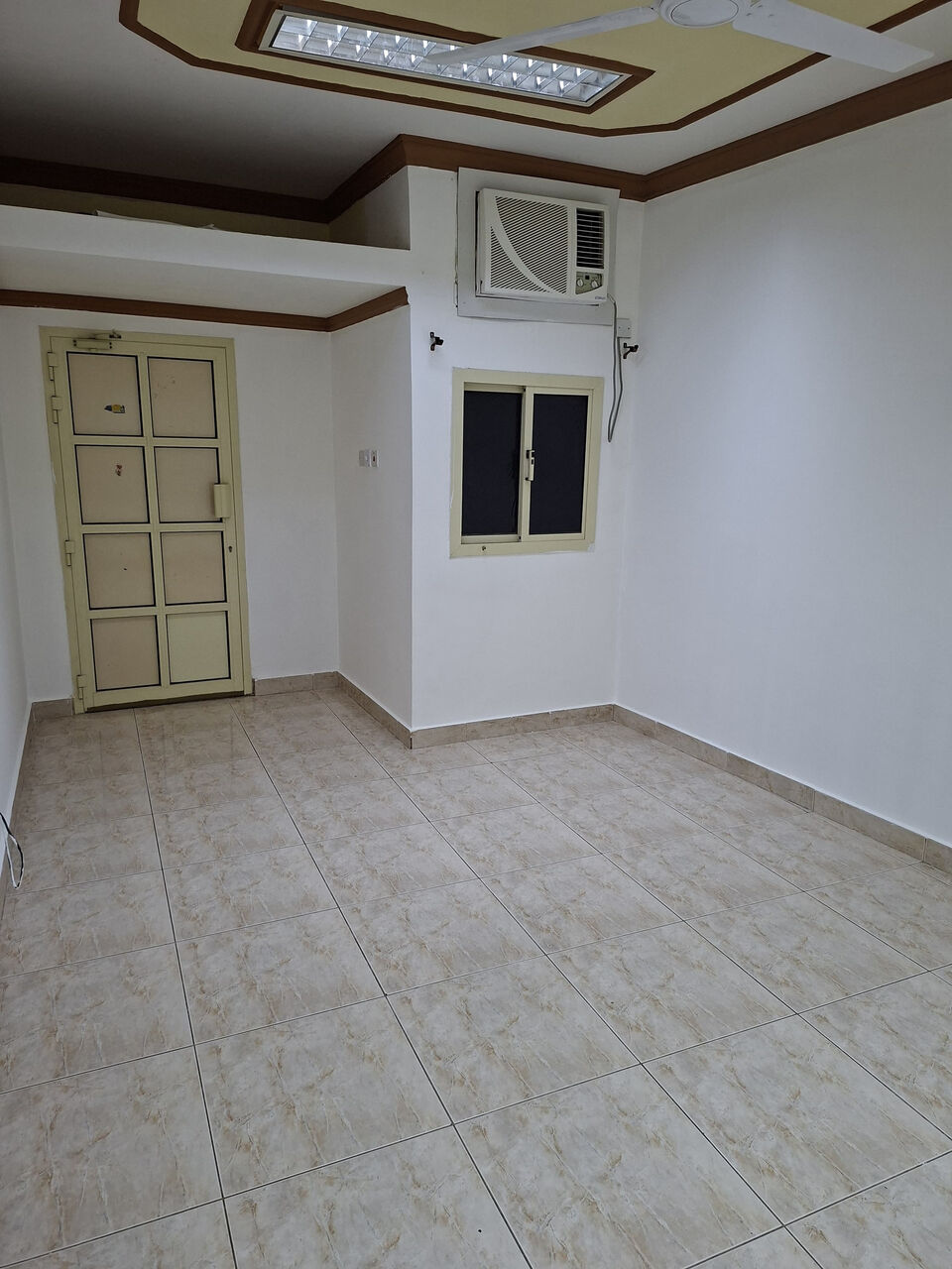Bani Jamra, Apartments, Flats, Houses & Villas, BHD 120/year,  1 BR,  RENT - NEAR SAAR