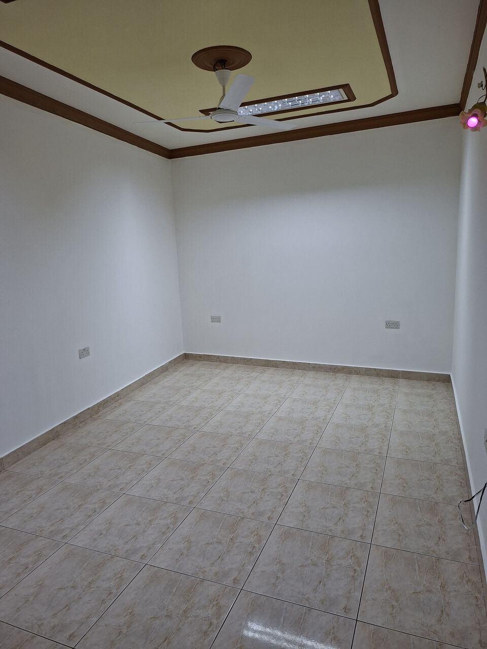 Bani Jamra, Apartments, Flats, Houses & Villas, BHD 120/year,  1 BR,  RENT - NEAR SAAR