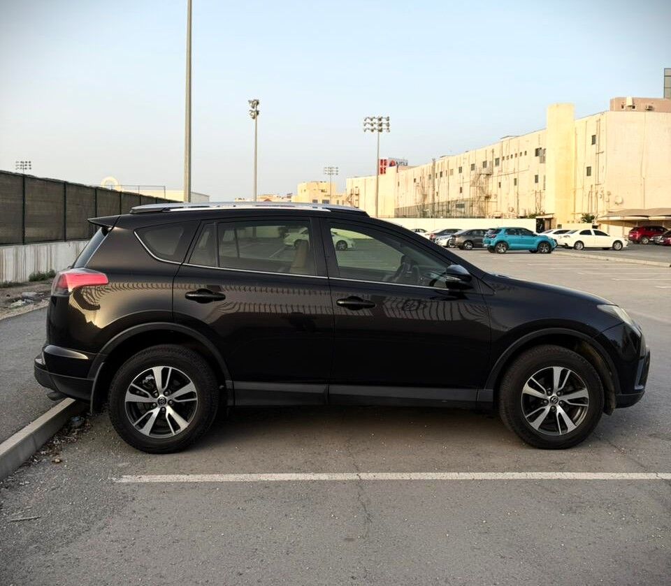 Zinj, Vehicles, Cars & Trucks , BHD 5900,  TOYOTA RAV 4,  2016,  Automatic,  139650 KM,  TOYOTA RAV4  | ZERO ACCIDENT | EXCELLENT CONDITION