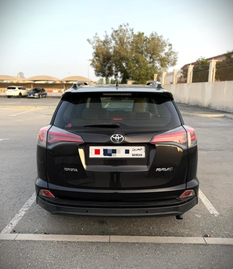Zinj, Vehicles, Cars & Trucks , BHD 5900,  TOYOTA RAV 4,  2016,  Automatic,  139650 KM,  TOYOTA RAV4  | ZERO ACCIDENT | EXCELLENT CONDITION