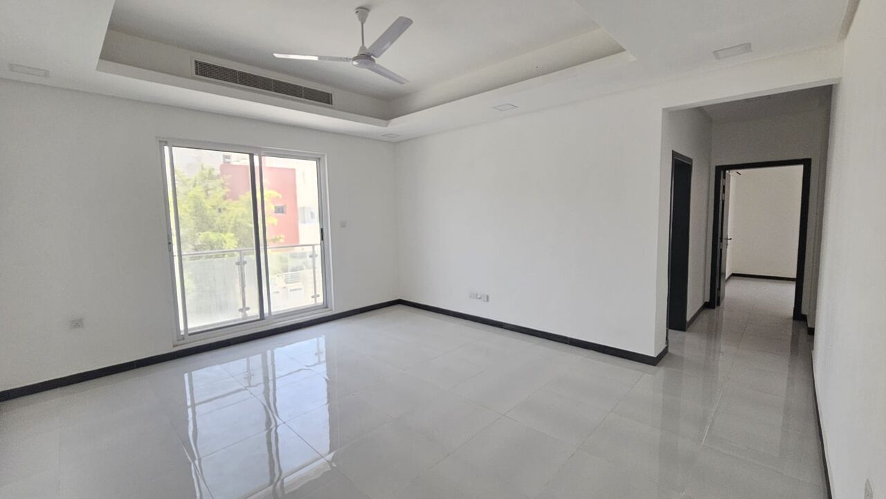 Manama, Apartments, Flats, Houses & Villas, BHD 240/month,  2 BR,  170 Sq. Meter,  Bright And Spacious, Modern Semi Furnished 2bhk With Balcony