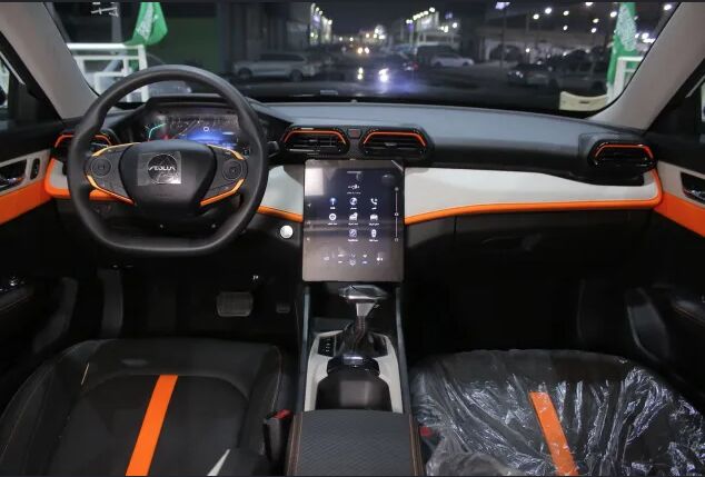 Khobar, Vehicle Lease Transfer, SAR 1000,  Dongfeng Shine E2, 2025, Automatic, 38500 KM, Car With Sunroof Shine E2 -Lease Transfer