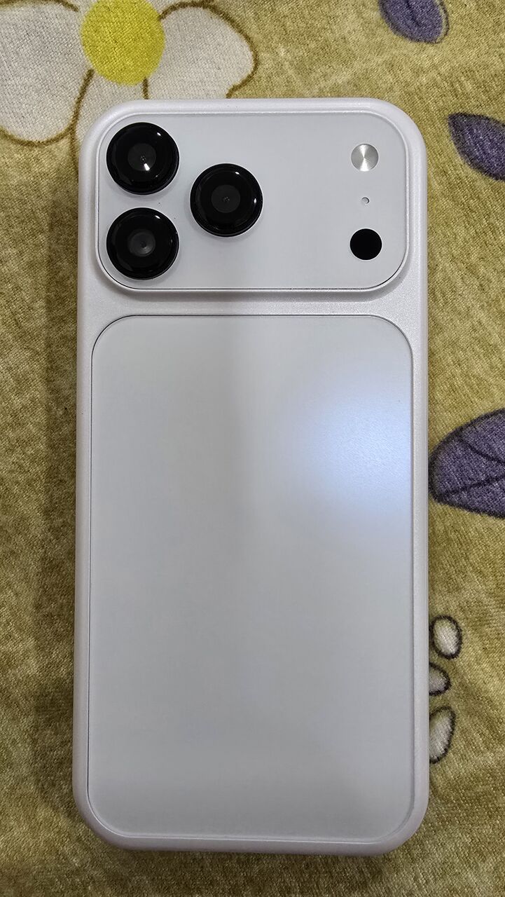 Dammam, Mobile Phones, SAR 300,  Mini Android Phone 17Pro Display 4.5 Inch RAM 4GB Stroage 64GB