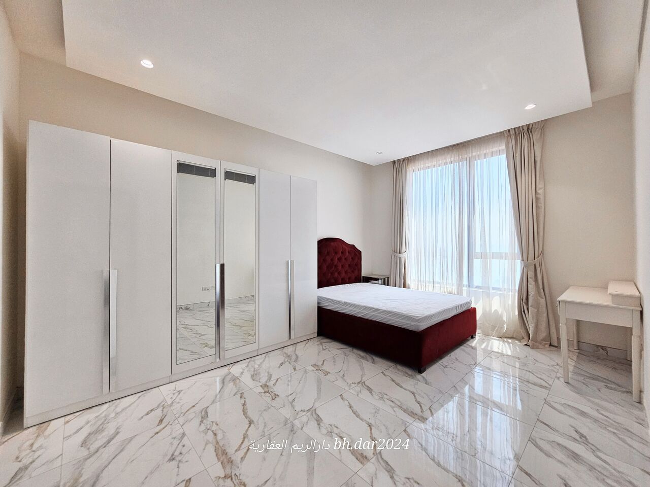 Hidd, Apartments, Flats, Houses & Villas, BHD 370/year,  3 BR,  Al Hidd City/High-end Apartment For Rent Furnished With Fully Electric Free View