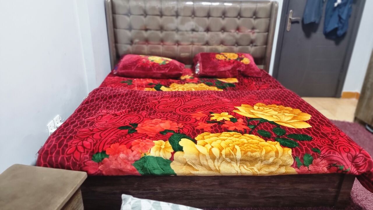 Al Baghdadyiah Al Sharqyia, Household Items, SAR 1000,  I Want To Sale Neat And Clean Complete BedSet 1000 Sar