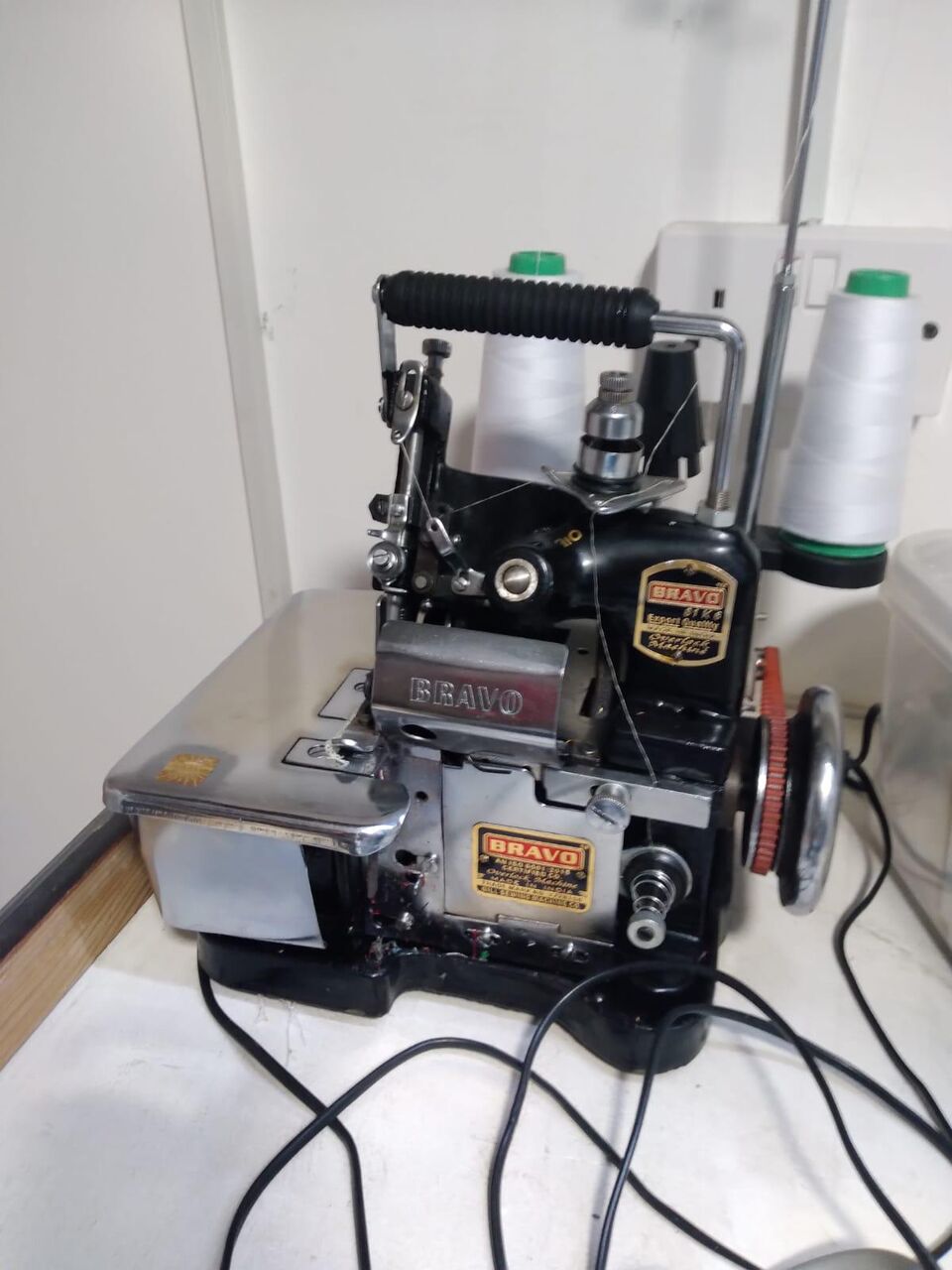 Ras Rumman, Machinery, BHD 120,  Juki Machine With Overlock For Sale