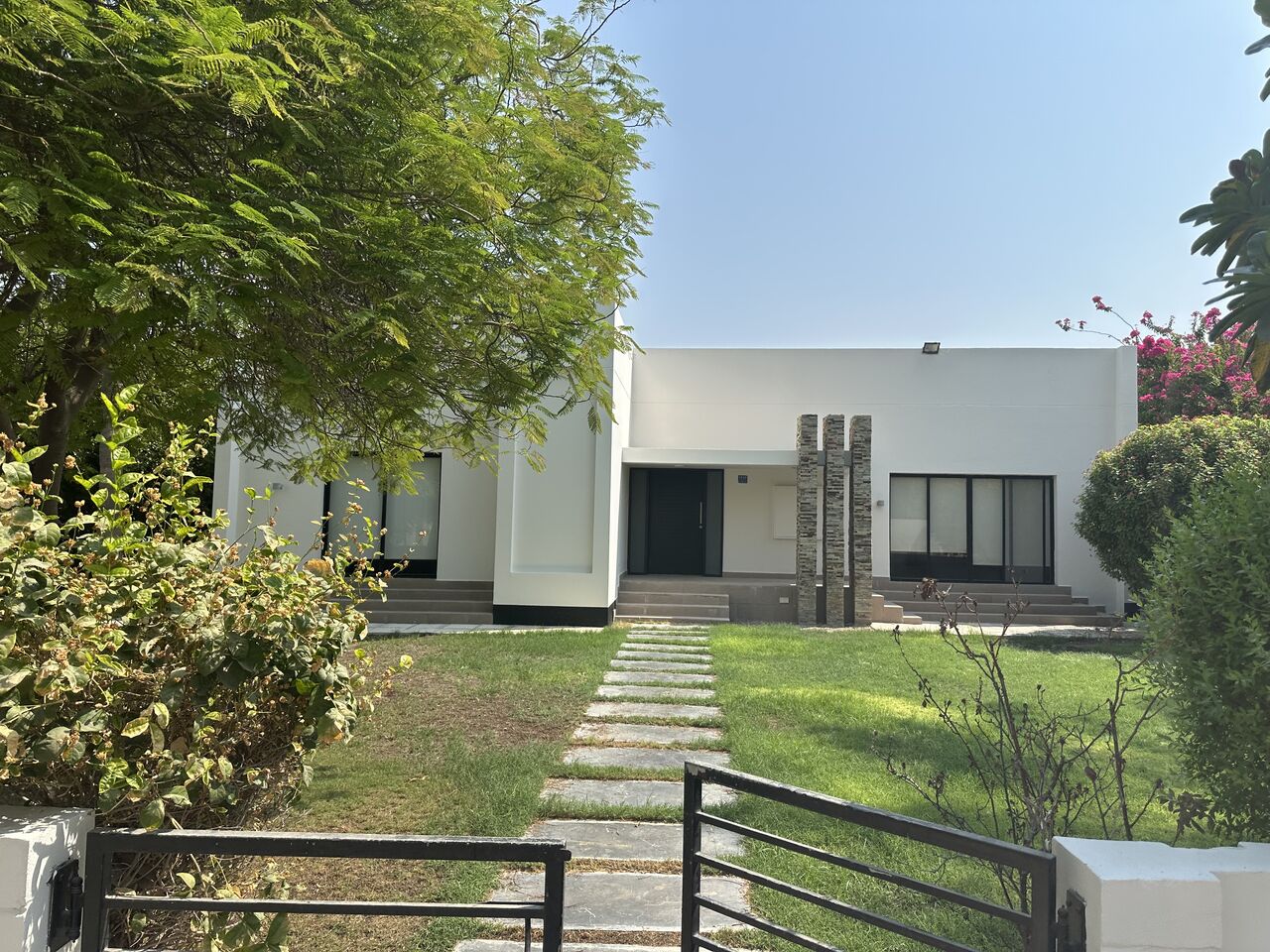 Sanad, Villas, BHD 600,  Furnished,  1200 Sq. Meter,  Luxurious Semifurnished Villa For Rent