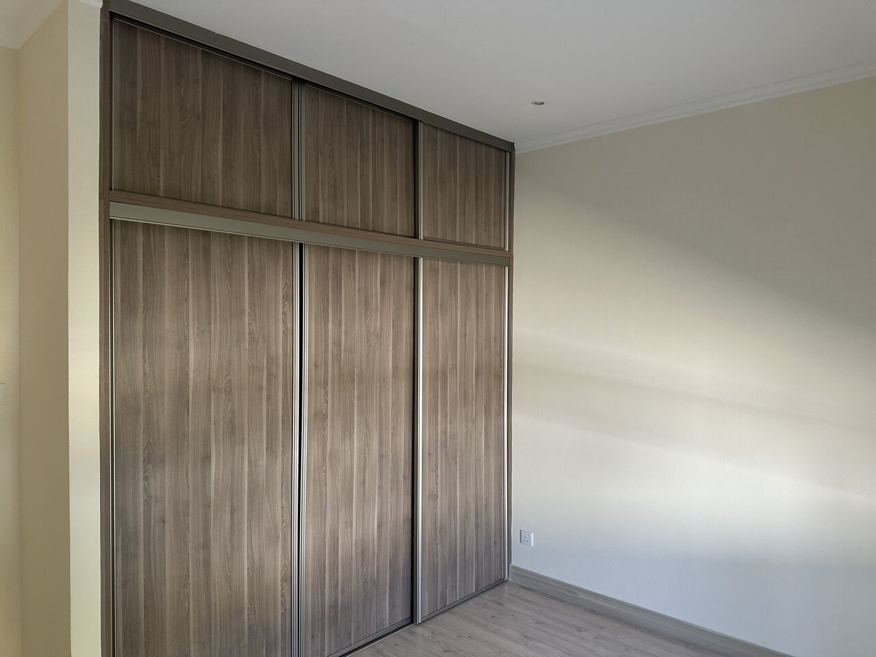Sanad, Villas, BHD 600,  Furnished,  1200 Sq. Meter,  Luxurious Semifurnished Villa For Rent