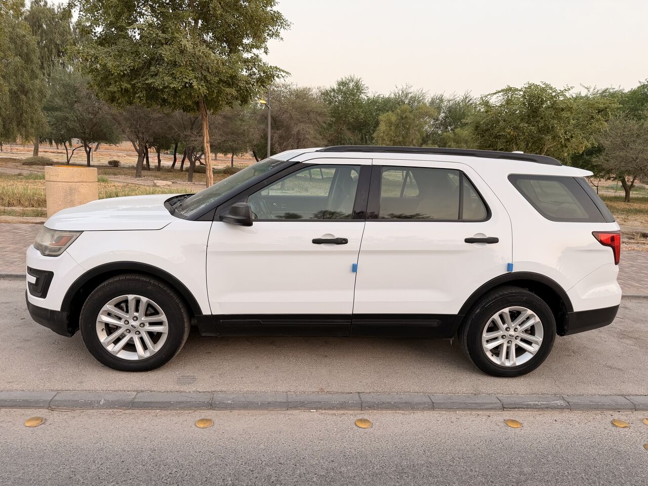 Riyadh, Vehicles, Cars & Trucks , SAR 45000,  Ford Explorer,  2016,  Automatic,  311000 KM,  Very Neat And Clean Well Maintained