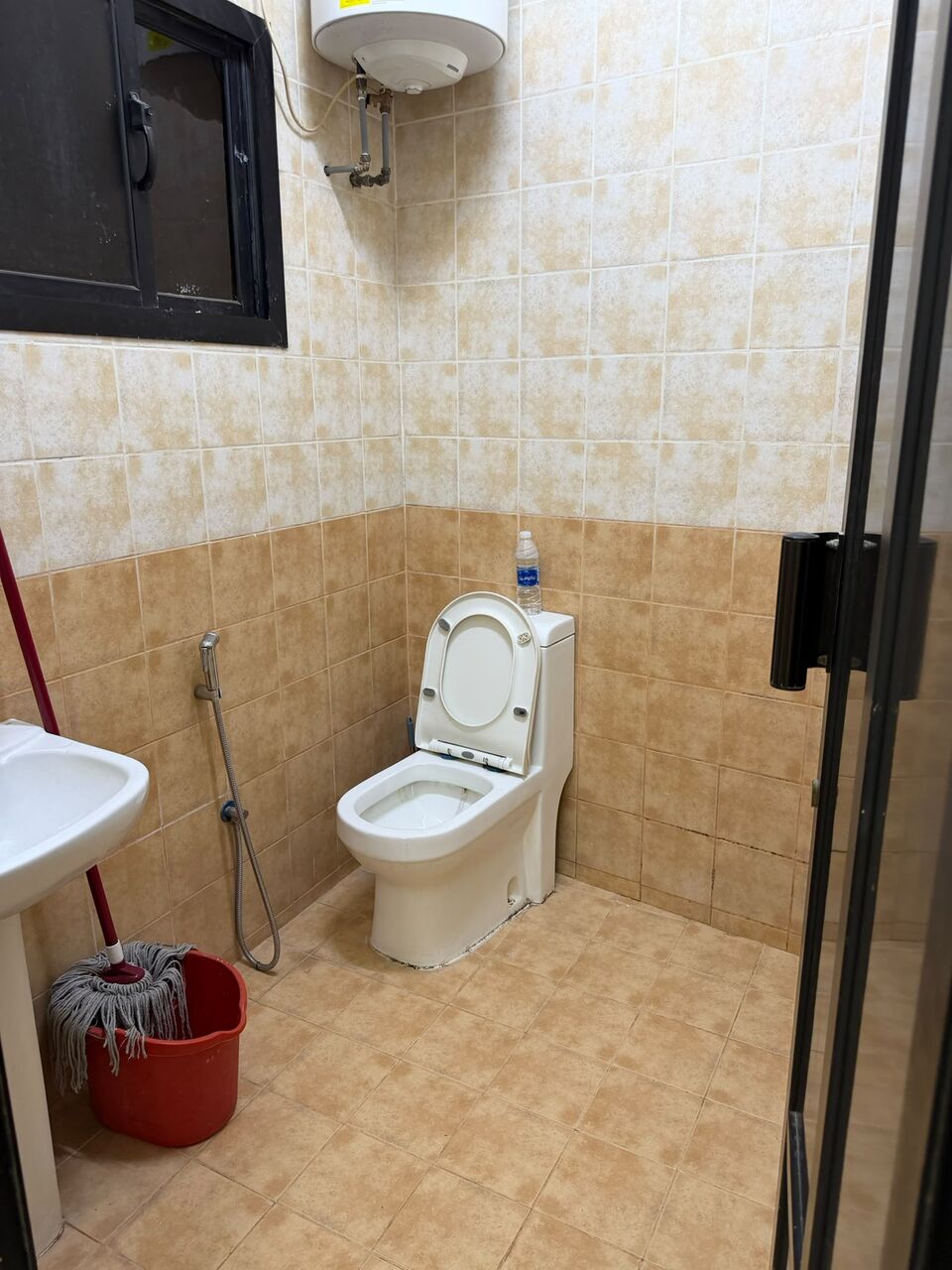 Hoora, Apartments, Flats, Houses & Villas, BHD 200/month,  Furnished,  1 BR,  FULLY FURNISHED 1 BHK FLAT FOR RENT WITH EWA