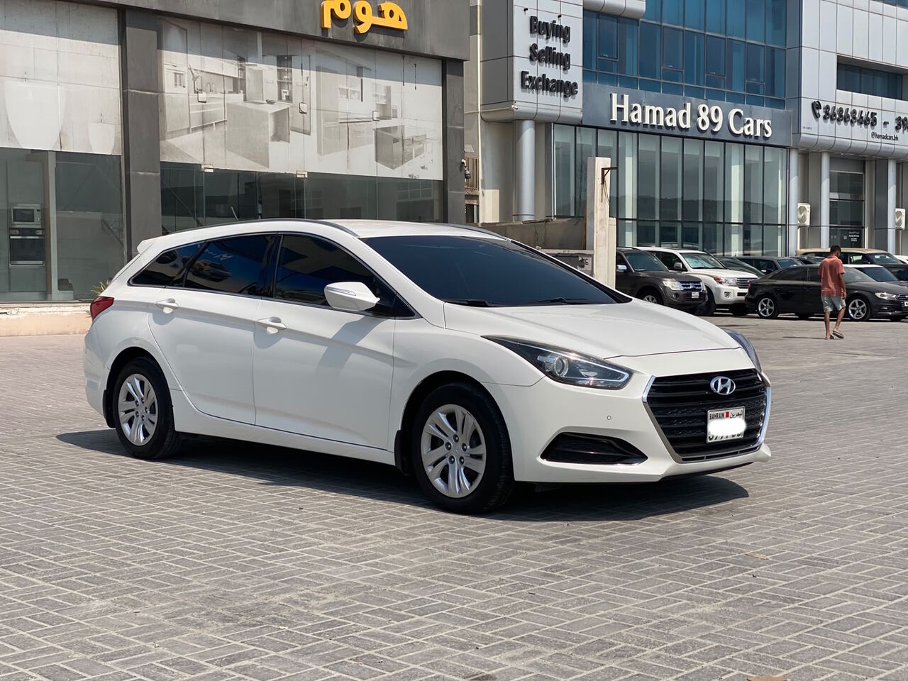 Manama, Vehicles, Cars & Trucks , BHD 3000,  Hyundai I-40,  2018,  Automatic,  244900 KM,   /  (White)