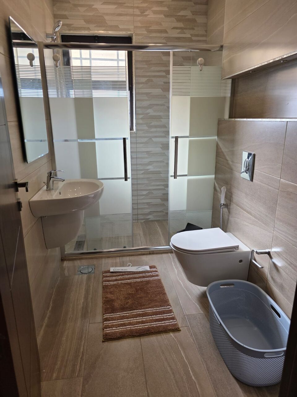 Abdoun, Apts/Flats Wanted, JOD 11000/year,  Furnished,  2 BR,  Bright And Cozy Apartment In Abdoun ☀️🏡
